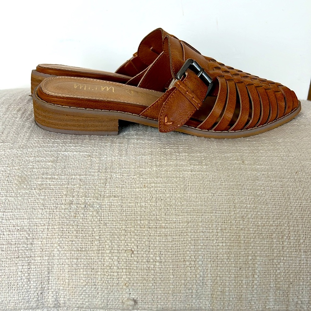Mi’im brown leather buckle mules size 7